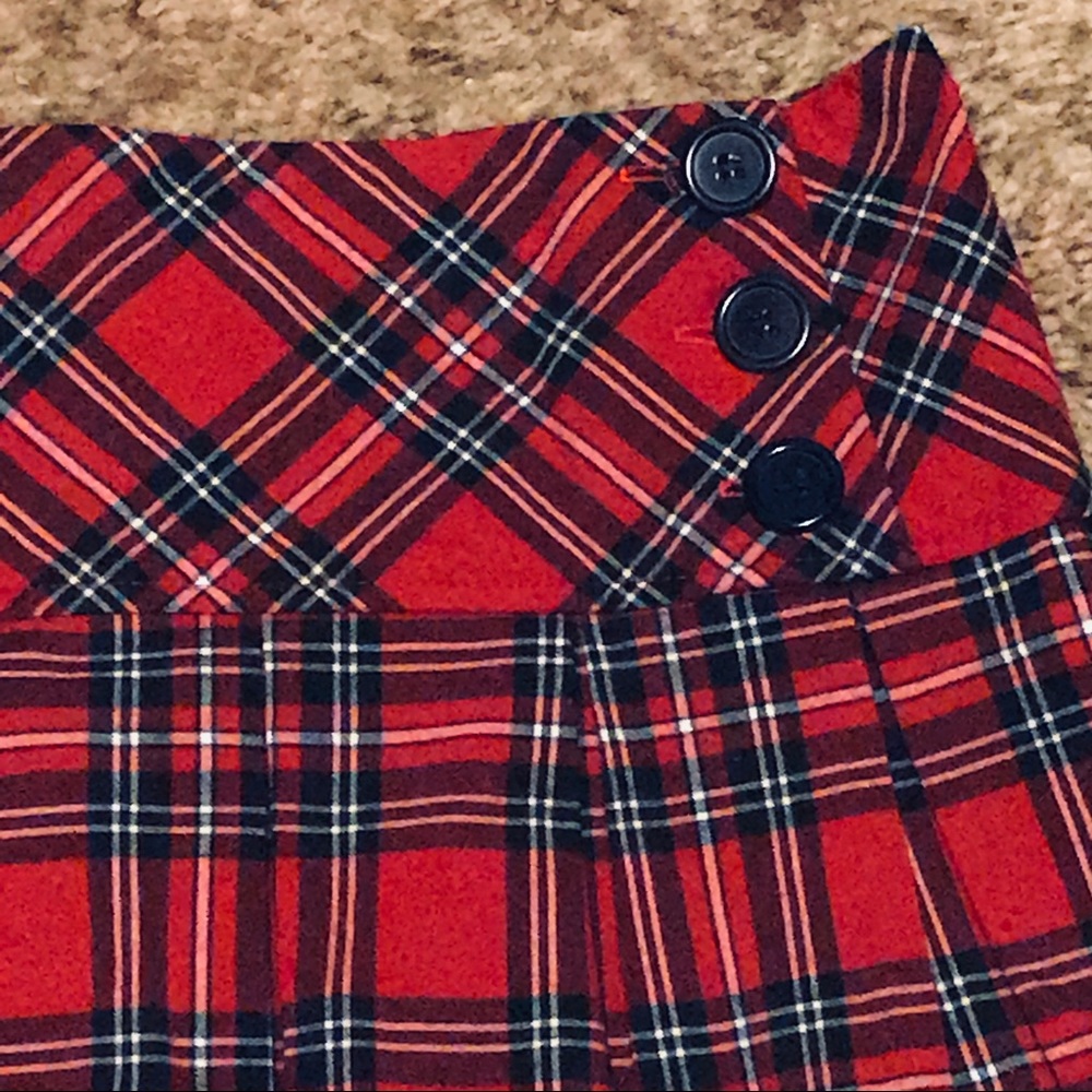 🚫SOLD🚫 Red plaid pleated mini skirt - Picture 2 of 2